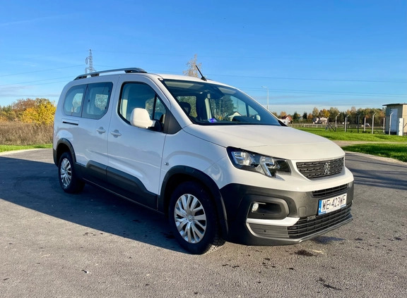 Peugeot 107 cena 13900 przebieg: 81000, rok produkcji 2013 z Szklarska Poręba małe 137